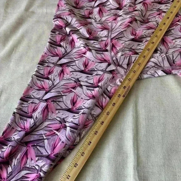 EVCR camo pink leafy  high waisted leggings - Picture 5 of 5